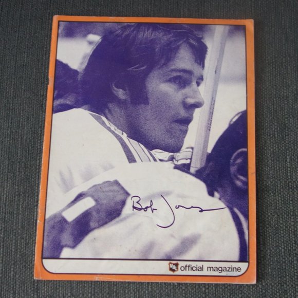 WHL Magazine SL Golden Eagles vs Portland Buckaroos Thursday December 9 1971 - Picture 1 of 16